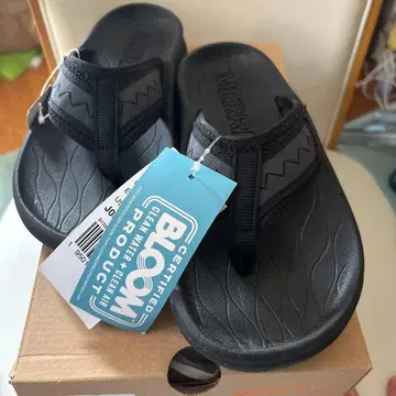MERRELL 여성용 샌들 택 포함 새상품 23cm