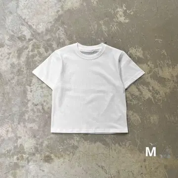 [짧은 기장] 화이트 T셔츠 그런지 00s 구제 의류 루드 계열 M 사이즈