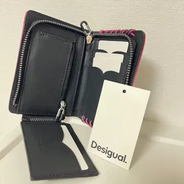 Desigual 이단 접이식 지갑 블랙 핑크 스티치