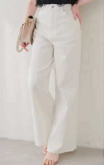 느슨한 스트레이트 스트레치 셀프 컷 데님