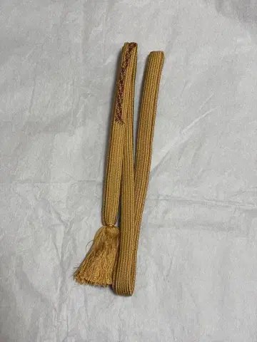 [ 정가 3만 엔 ] 허리띠 골드 컬러 계열 술 장식 일본 정통의상 소품