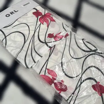 화이트 베이스 금붕어 패턴 유카타 단품