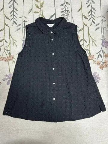 SLOBE IENA 슬리브리스 블라우스 블랙