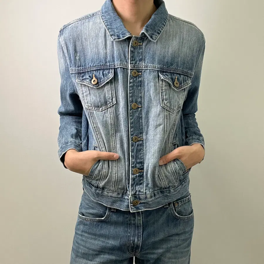 포에버 21 성조기 스터드 트러커 데님 자켓 M