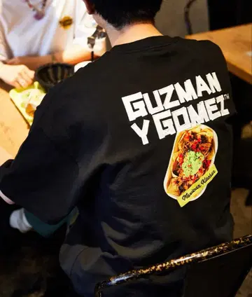 Freaks Store x Guzman y Gomez 콜라보 T셔츠