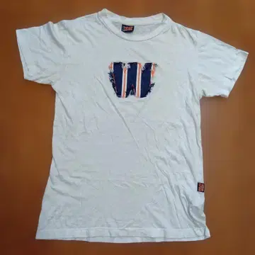 W&LT 티셔츠 화이트 데님 로고 와펜