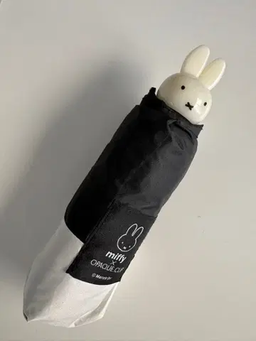 오파크 클립 접이식 우천 겸용 우산 미피 miffy 화이트 블랙