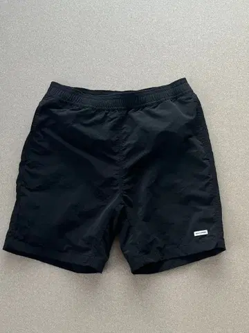 HELLY HANSEN 남성용 숏팬츠 블랙