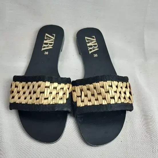 230 자라 플랫 샌들 샌달