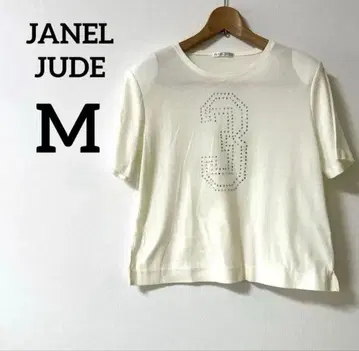 아이보리 반팔 T셔츠 숫자 3 장식 JANEL JUDE