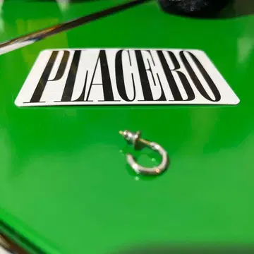 커리어링 PLACEBO 후프 귀걸이 한쪽용 실버 컬러 101