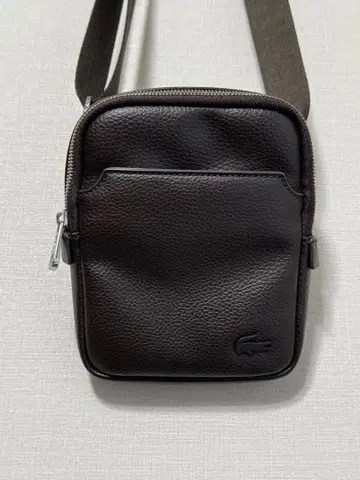 LACOSTE 라코스테 가죽 숄더백 브라운
