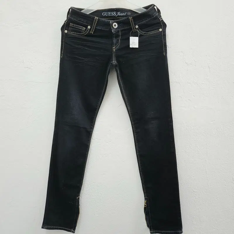 GUESS 스판 청바지 여 25 J6248