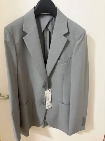 UNIQLO 감동 자켓 그레이 S 2025 모델