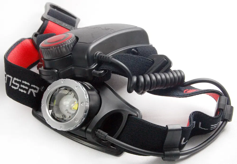 LED LENSER H7.2 헤드랜턴 AAA*4개(배터리용-미포함) 줌 밝기조절 등산 캠핑