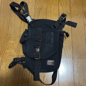 AVIREX 레그 바디백 블랙