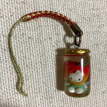 지역 한정 키티 신슈 사과 병 2010년