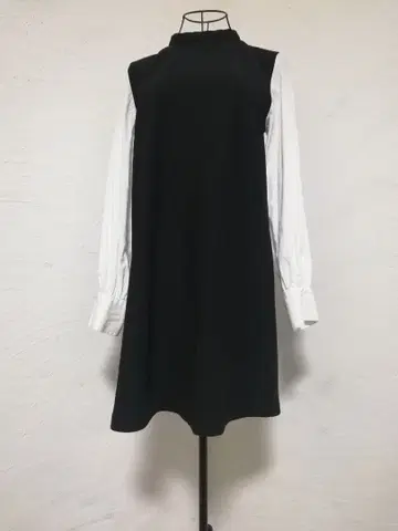 바이컬러 긴팔 미니 원피스 블랙 화이트