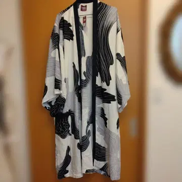 와모노야 카야 겉옷 금붕어 (미사용 택 포함 시착만 한 상품)