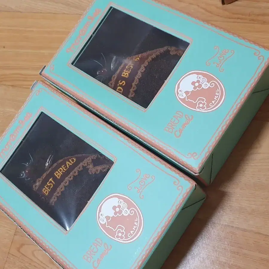모남희 카멜 콜라보 한정판 인형 키링 미개봉 새상품 새것 판매 양도