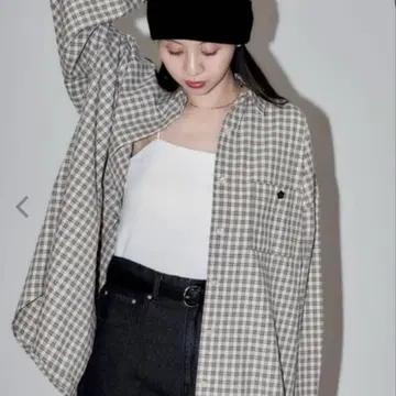 MARY QUANT x PUBLUX 마리콴트 로고 자수 빅 셔츠