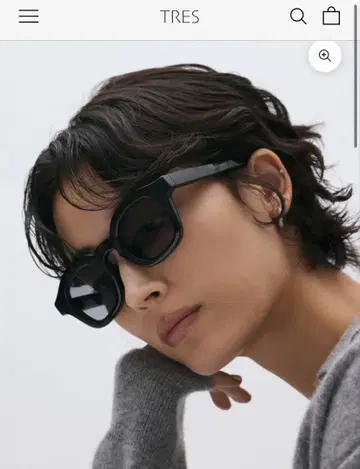 TRES Vento_Sunglass Black x smoke