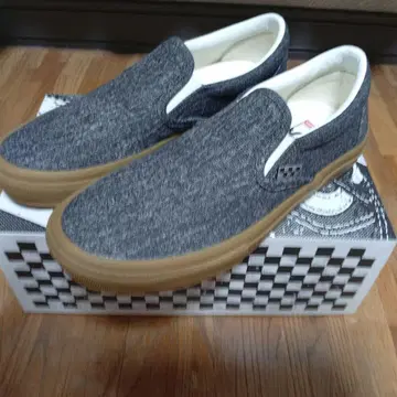 미사용 새상품 반스 vans 스케이트 슬립온 US 8.5 26.5cm