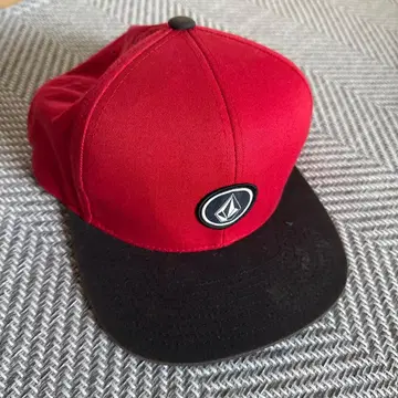 VOLCOM 캡 레드/블랙 투톤 컬러
