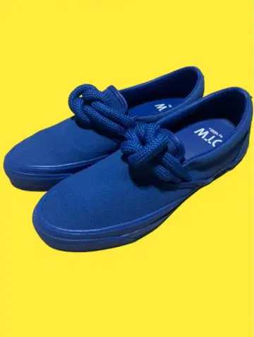 26.5 OTW by VANS Slip on 98 kn Knot