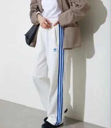 저널 스탠다드 아디다스 오리지널 트랙 팬츠