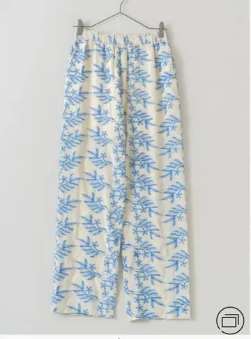 Botanical Embroidery Relax Pants