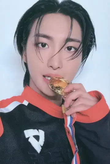 ATEEZ 구매 혜택 SEONG HWA Destiny's Memories 5만