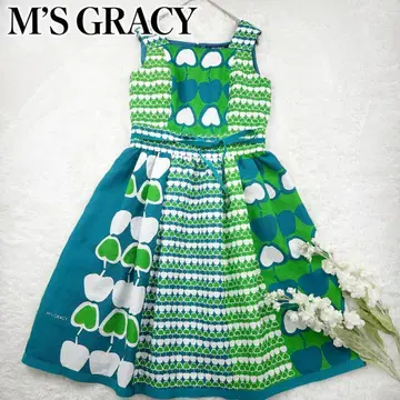 컨디션 최상 인기 M'S GRACY 사과 하트 무늬 슬리브리스 드레스 36