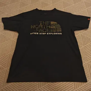 THE NORTH FACE 티셔츠 카모플라주 로고 블랙 L