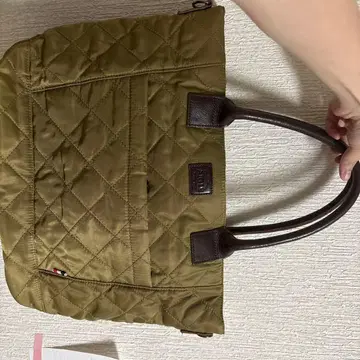 AIGLE 퀼팅 토트백 카키