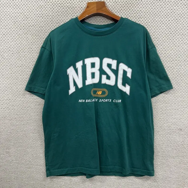 뉴발란스 반팔티 S D09276