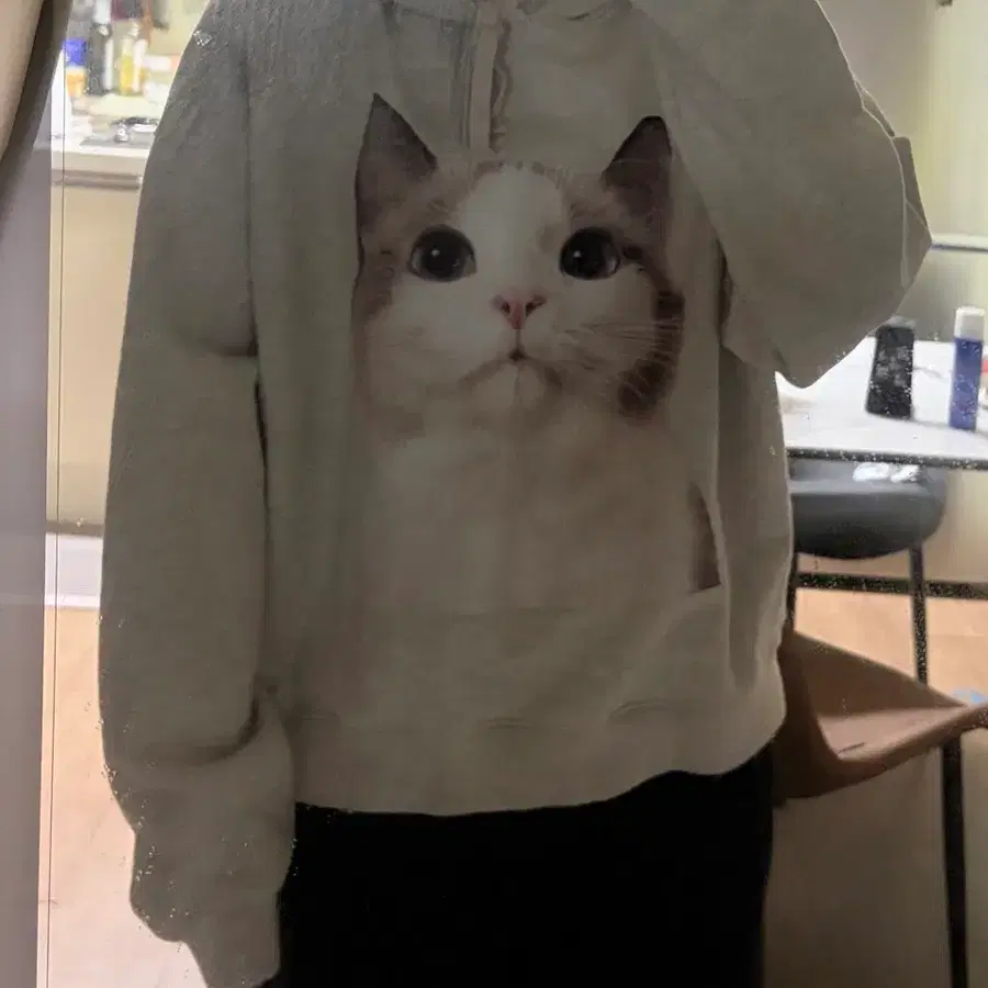 에트오소메 고양이 후드티 착샷O