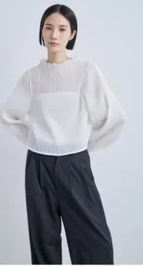 새상품급 MIESROHE 블라우스 시스루 플리츠 블라우스