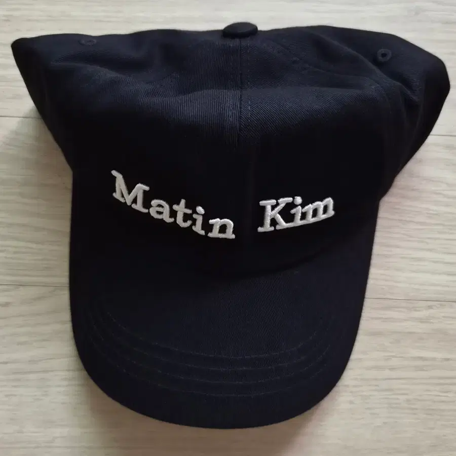 (새상품) 마뗑킴 클래식 로고 볼캡 블랙