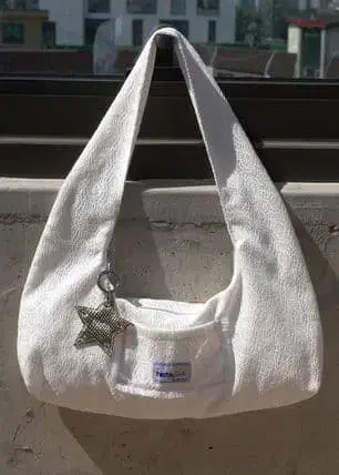 히에타 레이스 티나 레이스티나 화이트