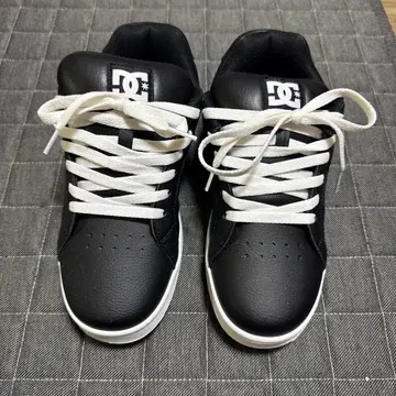 DC SHOES 스니커즈 블랙 카모플라쥬