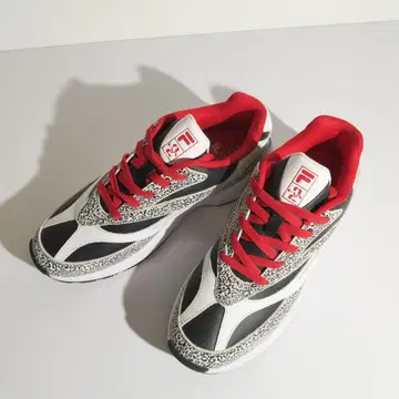 26cm FILA VENOM Evangelion 콜라보 스니커즈