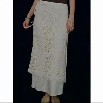 MEDI SHELL MOTIF CROCHET KNIT SKIRT