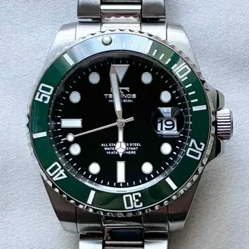 TECHNOS T6C00 블랙 다이얼 그린 베젤