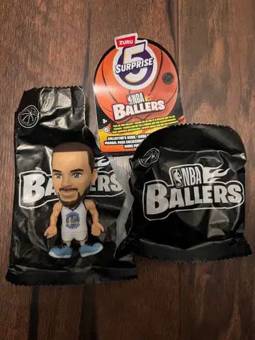 NBA BALLERS 스테판 커리 피규어