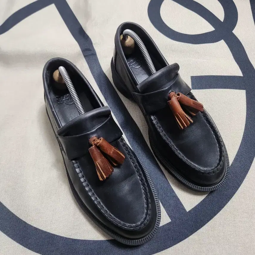 [Dr. Martens ドクターマーチン】240mm ローファー 靴