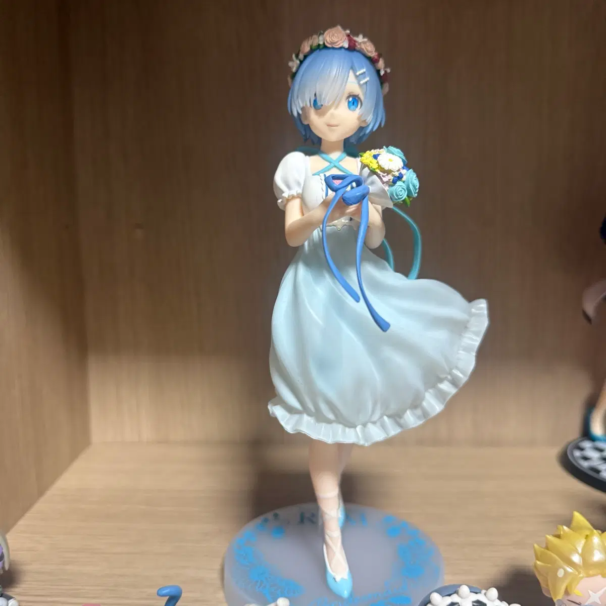 FURYU 화관 꽃다발 렘 피규어