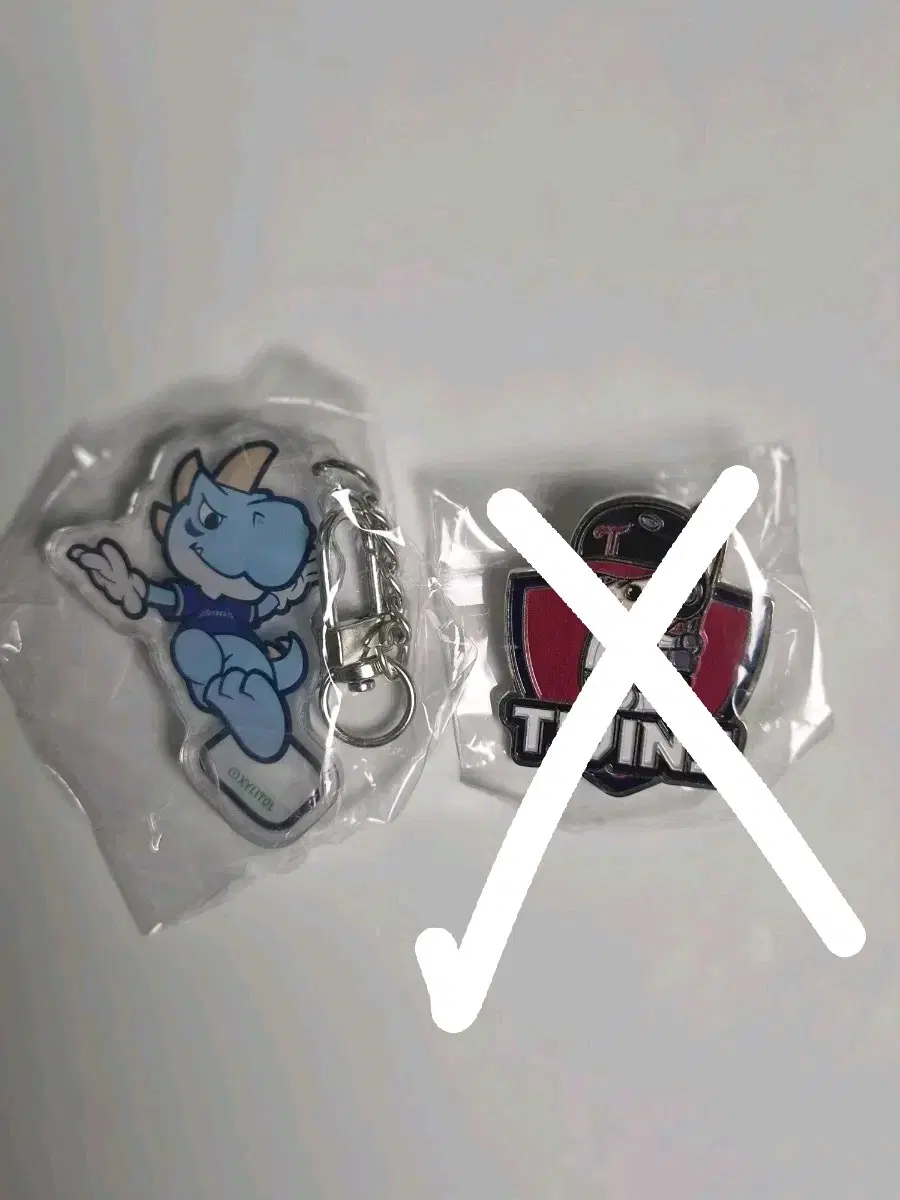 KBO 롯데웰푸드 키링, 뱃지