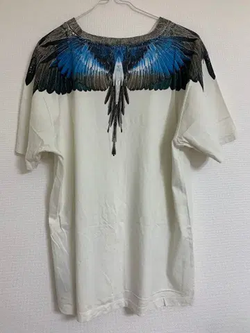 MARCELO BURLON 페더 프린트 티셔츠 화이트
