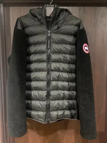 CANADA GOOSE 다운 자켓 플리스 절개 블랙 L